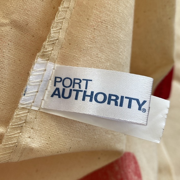 Maker’s Mark Whiskey Tote Bags Lot of 3 and Set of Cell Phone Popsockets - Picture 9 of 11